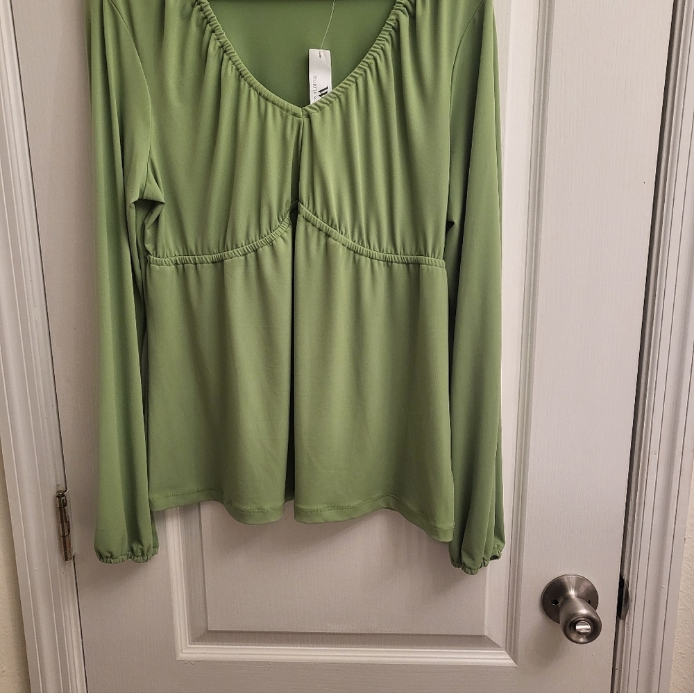 Worthington Light‎ Green Women's Blouse